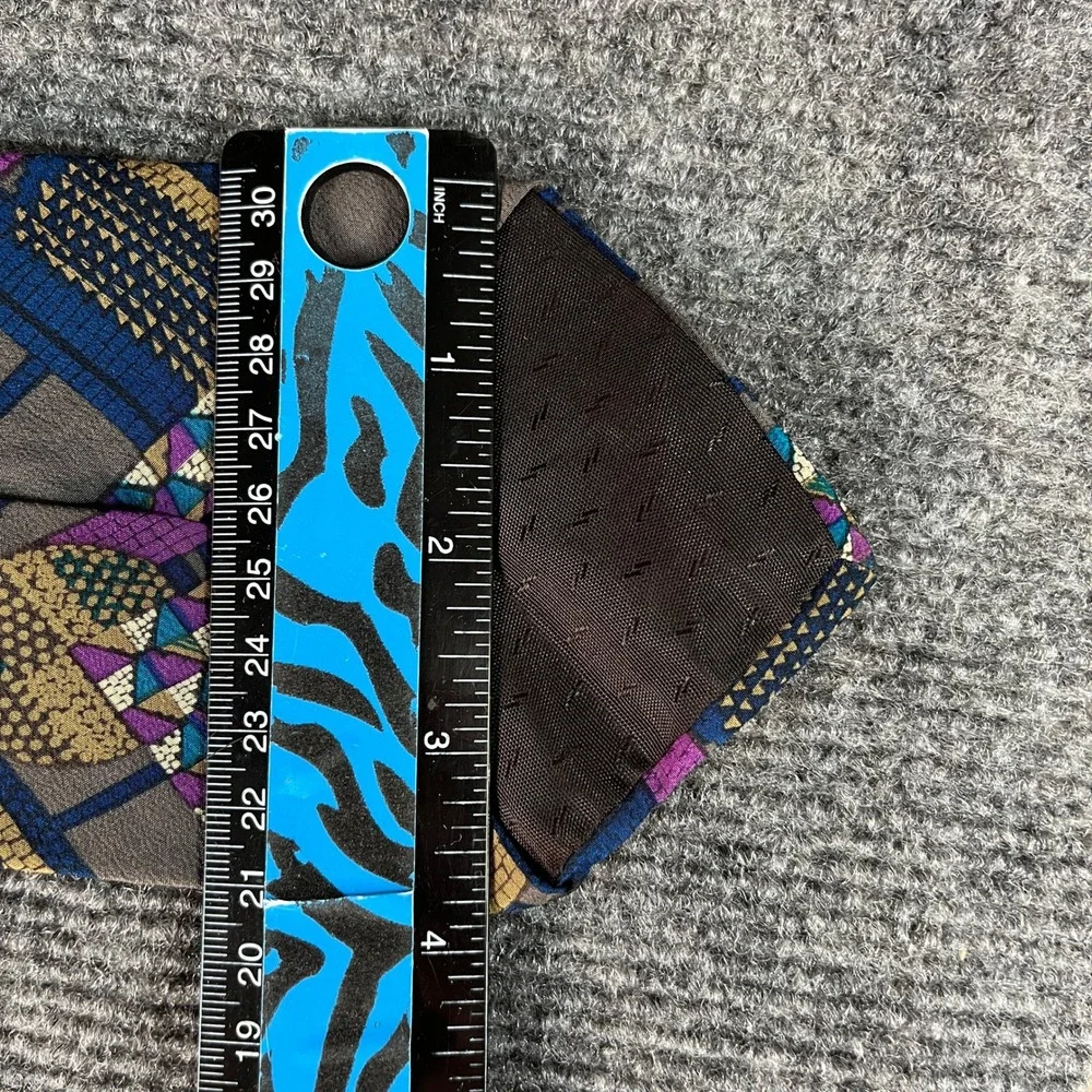 Basic Elements Mens Silk Tie Geometric Abstract Italian Fabric Grey Purple USA